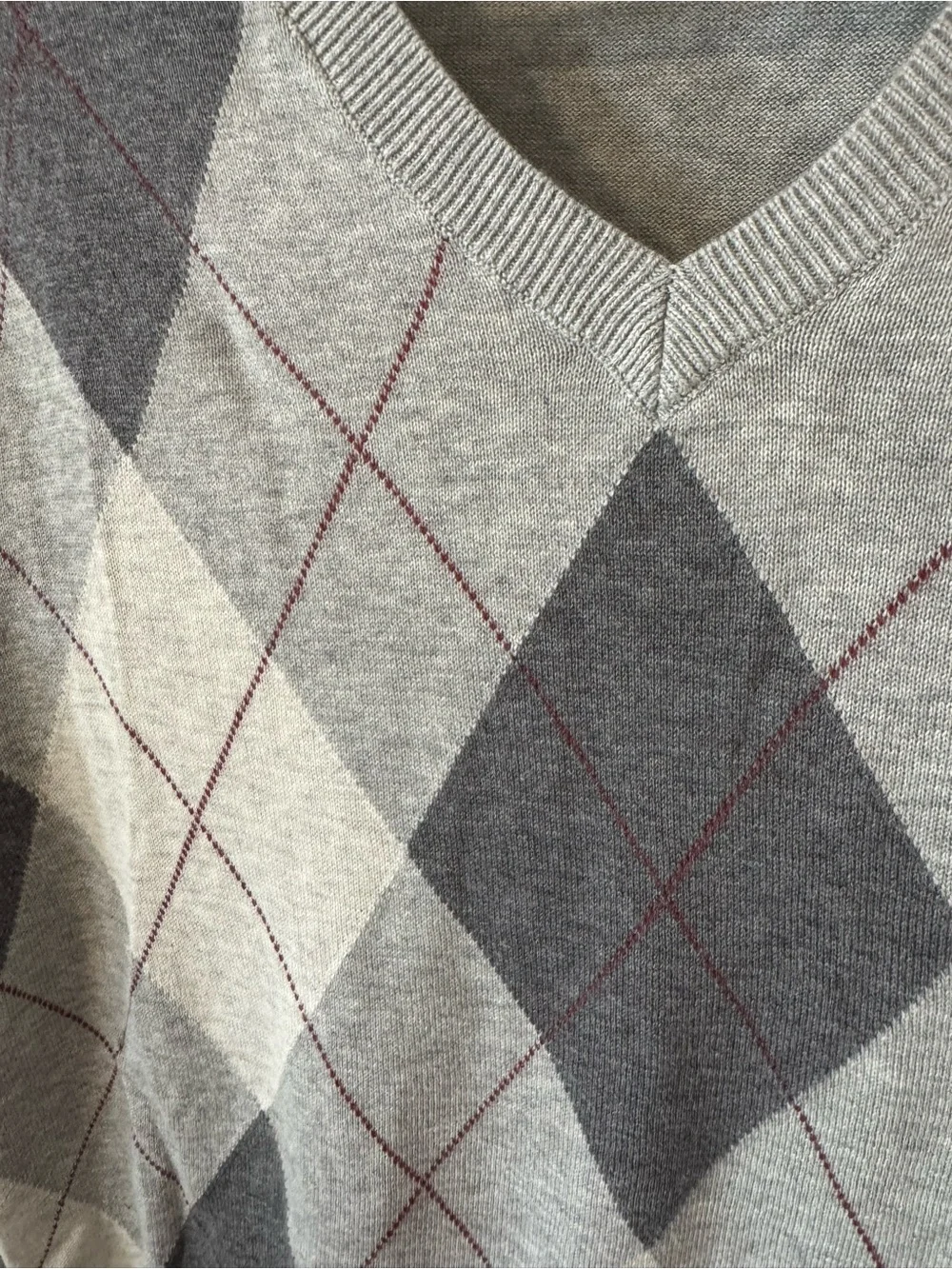 Banana Republic lightweight neck
